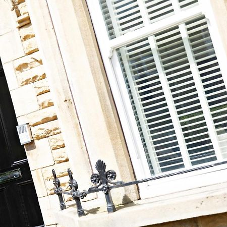 71 East Parade Harrogate Bagian luar foto